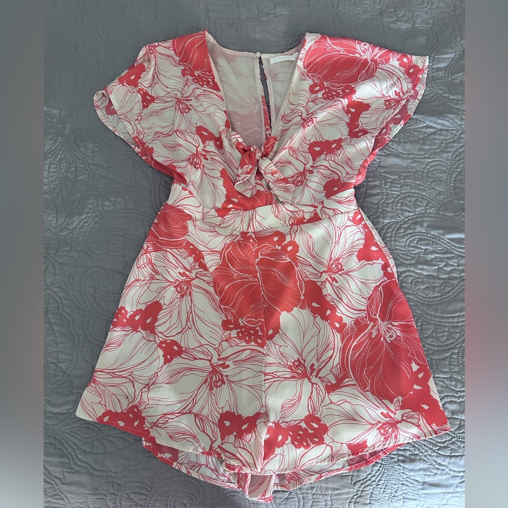Pink Lily lush romper women’s medium flower print